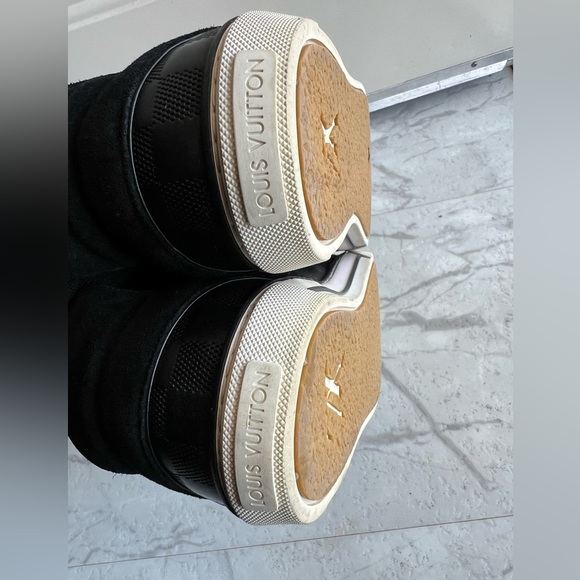 Louis Vuitton sneakers LV size 10 - Picture 8 of 15